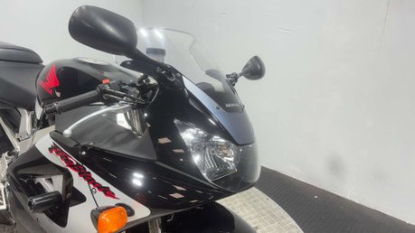 Honda CBR CBR929 2000 ONLY 19K NEW MOT CLASSIC SPORTS BIKE 8