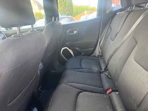 Jeep Renegade 1.4T MultiAirII Longitude DDCT Euro 6 (s/s) 5dr 28