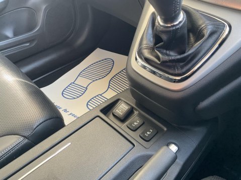 Honda CR-V 2.0 i-VTEC EX 4WD Euro 5 (s/s) 5dr 13