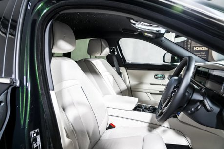 Rolls-Royce Ghost V12. FULL PPF. STARLIGHT. H, C & M SEATS. REAR ENTERTAINMENT. HUD. 17