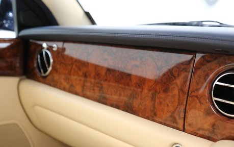 Bentley Arnage Red Label - 1 Owner - Full Bentley Service History 37