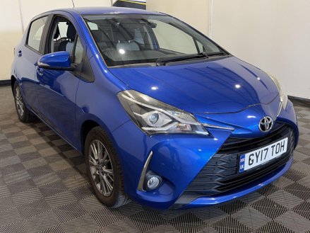2017 TOYOTA YARIS 1.5 VVT I ICON TECH EURO 6 5DR MILEAGE 80,000 MILES YEAR... photo