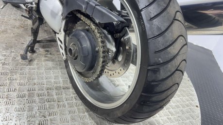 Triumph Sprint 2002 27K RUNNING PROJECT BIKE SPARES OR REPAIR SPORTS TOURER 20