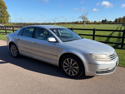 Volkswagen Phaeton 3.0 TDI CR V6 Tiptronic 4Motion Euro 5 4dr