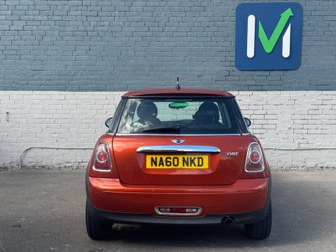 Mini Hatch 1.6 One Euro 5 3dr 6