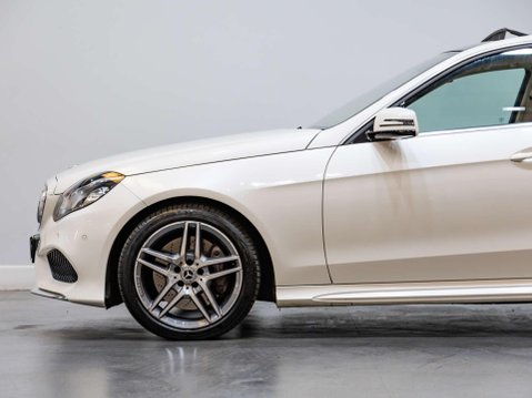 Mercedes-Benz E Class 3.0 E350 V6 BlueTEC AMG Sport Saloon 4dr Diesel G-Tronic+ Euro 6 (s/s) (252 25