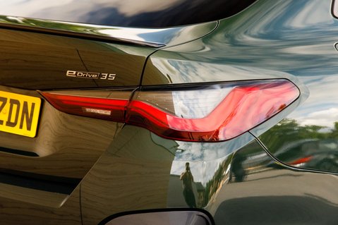 BMW i4 EDRIVE35 M SPORT 9