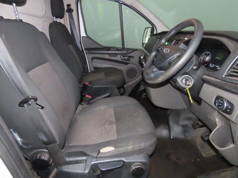 Ford Transit Custom 2.0 320 EcoBlue L1 H1 Euro 6 5dr 4