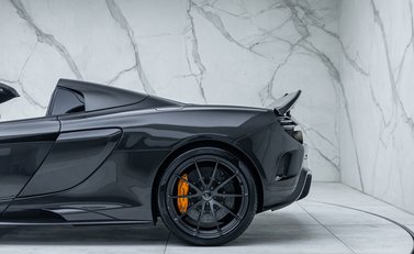 McLaren 675LT Spider MSO Carbon Series 48