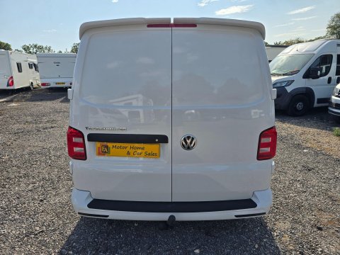 Volkswagen Campervan 9