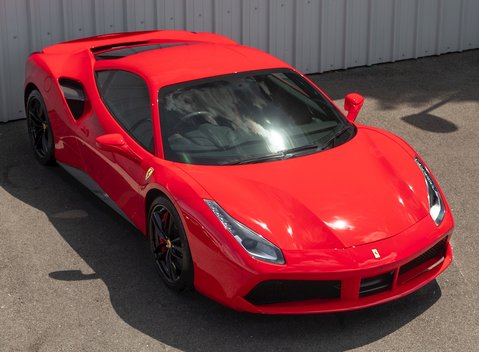 Ferrari 488 GTB 8