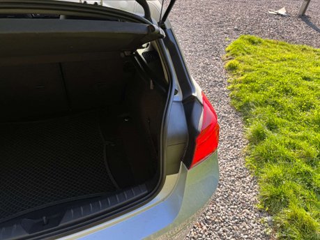 BMW 1 Series 2.0 120d Sport Auto 5dr 47