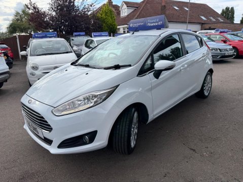 Ford Fiesta 1.5 TDCi Titanium Euro 5 5dr 4