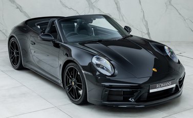 Porsche 911 Carrera GTS Cabriolet (992) 11