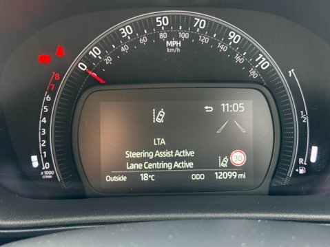 Toyota Aygo X VVT-I PURE 19