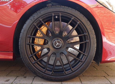 Mercedes-Benz C63 C63 S Saloon 19