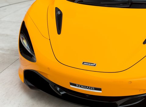 McLaren 720S Performance 22