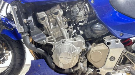 Honda CB 2001 31K LONG MOT EXCELLENT COMMUTER 600CC A2 22