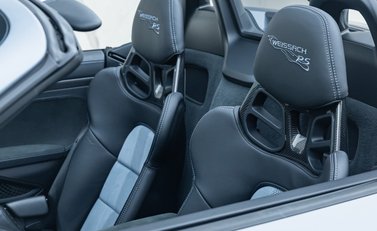 Porsche 718 SPYDER RS PDK 27