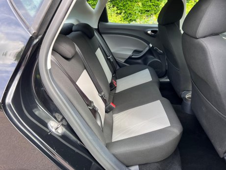 SEAT Ibiza 1.4 SE Euro 5 5dr 27