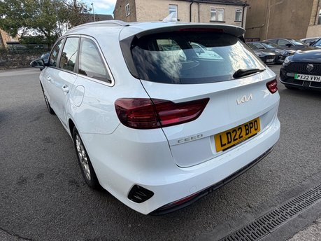 Kia Ceed CRDI 2 NAV ISG MHEV 7