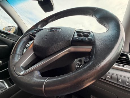 Hyundai TUCSON GDI SE NAV BLUE DRIVE 10
