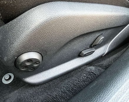 Mercedes-Benz C Class 2.0 C 300 AMG Line Premium Auto 4dr 77