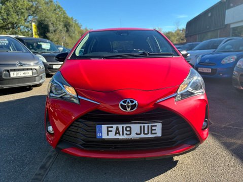 Toyota Yaris 1.5 VVT-i Icon Tech Hatchback 5dr Petrol Manual Euro 6 (111 ps) 2