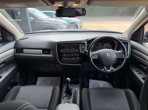 Mitsubishi Outlander 2.3 Outlander GX 3 DI-D 4WD 5dr 10