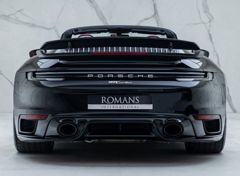 Porsche 911 Turbo Cabriolet (992) 11