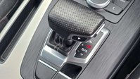 Audi Q5 2.0 TDI S line SUV 5dr Diesel S Tronic quattro Euro 6 (s/s) (190 ps) 45