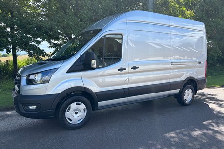 Ford Transit 350 Rwd Trend 130 ps L3H3 Panel Van - Air Con / Rear Camera