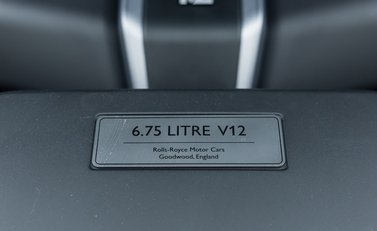 Rolls-Royce Cullinan Black Badge 45