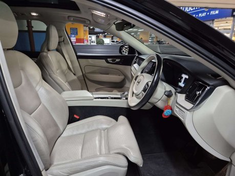 Volvo XC60 2.0 XC60 Inscription T6 Recharge AWD Auto 4WD 5dr 3