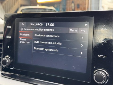 Kia Xceed 1.5 T-GDi 2 Euro 6 (s/s) 5dr 17