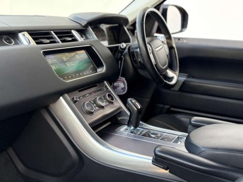 Land Rover Range Rover Sport 3.0 Range Rover Sport HSE SDV6 Auto 4WD 5dr 84