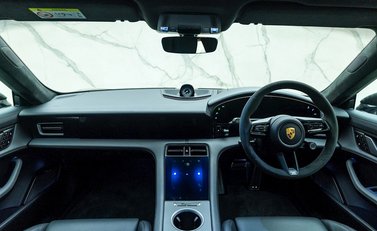 Porsche Taycan Turbo S 17