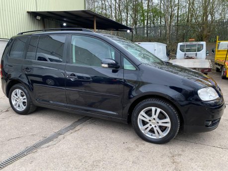Volkswagen Touran 2.0 TDI SE 5dr (7 Seats)