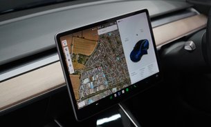 Tesla Model 3 LONG RANGE AWD c350 mile range! Tesla fitted upgraded 82kWh Battery 1 Owner 23