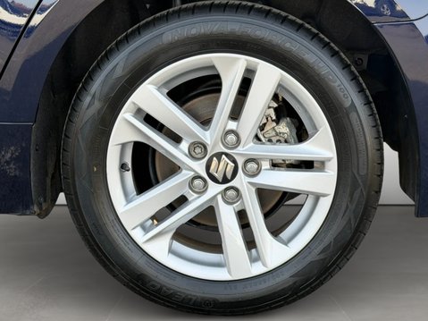 Suzuki Swace 1.8 Hybrid Motion 5dr CVT 15