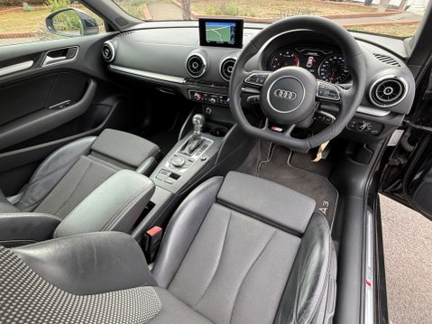 Audi A3 1.4 TFSI CoD S line S Tronic Euro 6 (s/s) 3dr 32