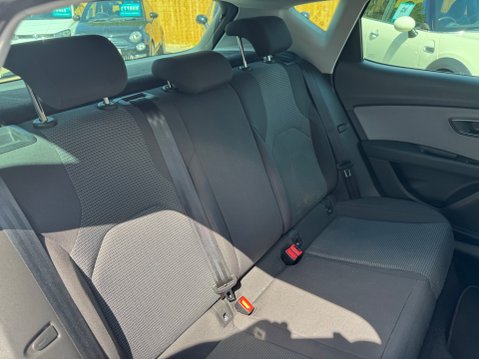 SEAT Leon TSI EVO SE DYNAMIC 33