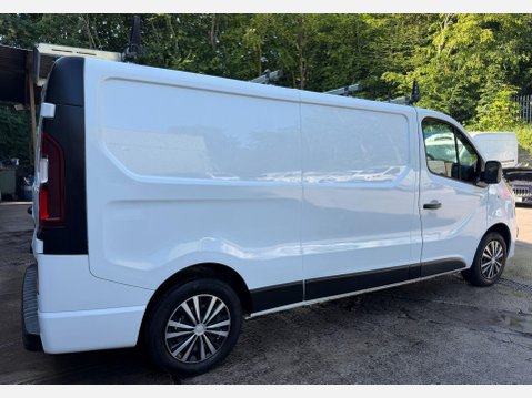 Vauxhall Vivaro 1.6 CDTi 2900 Sportive Panel Van 5dr Diesel Manual L2 H1 Euro 6 (120 ps) 12