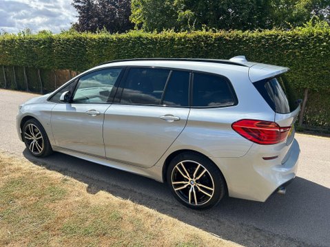 BMW 2 Series 2.0 220d M Sport Auto Euro 6 (s/s) 5dr 3