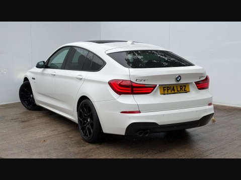 BMW 5 Series 2.0 520d M Sport Auto 5dr 38
