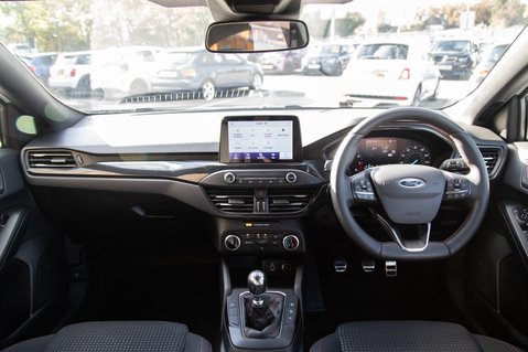 Ford Focus ST-LINE 3