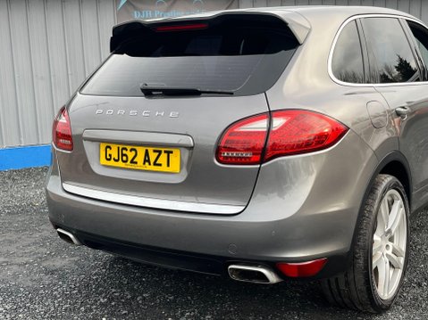 Porsche Cayenne 3.0 TD V6 Tiptronic 4WD Euro 5 (s/s) 5dr 49