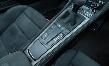 Porsche 718 SPYDER RS 22