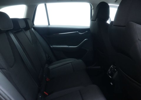 Skoda Octavia 1.0 Octavia SE Technology TSi E-Tech Semi-Auto 5dr 46