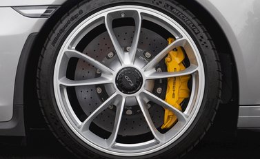 Porsche 911 GT3 (991.2) 10